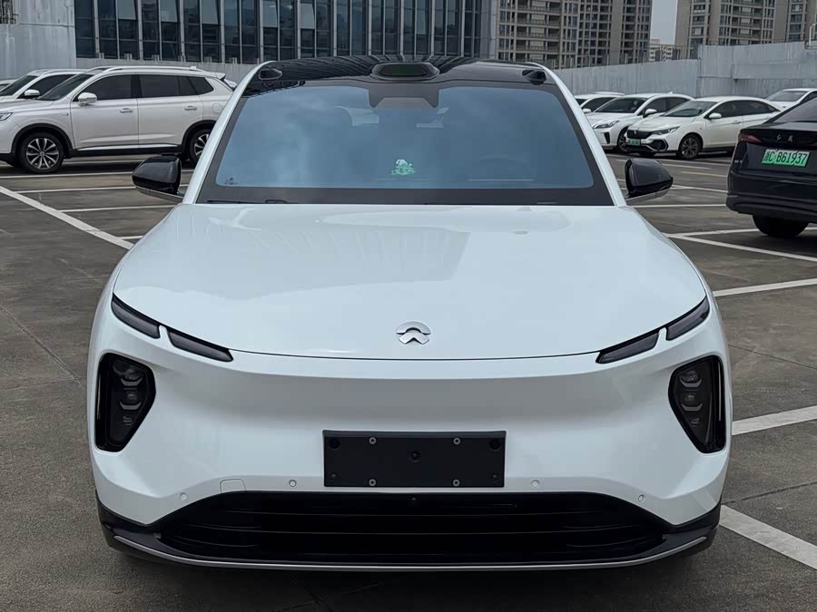 NIO EC6 2024 75kWh - zdjęcie 3