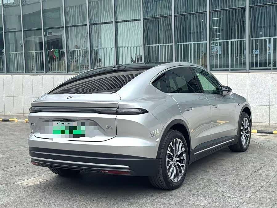 NIO EC6 2024 75kWh - zdjęcie 8