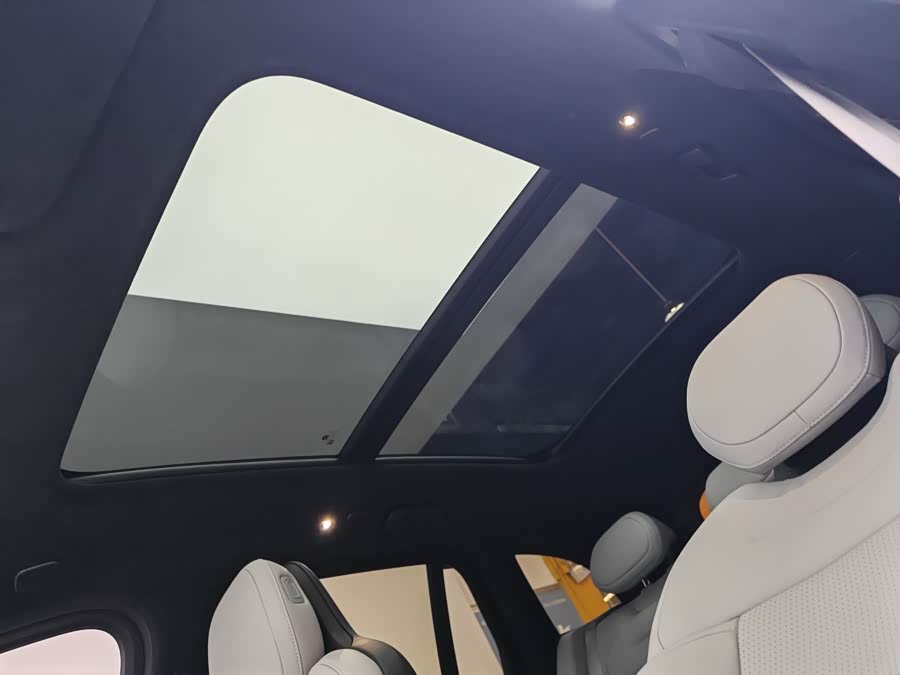NIO ES6 2024 75kWh - zdjęcie 18