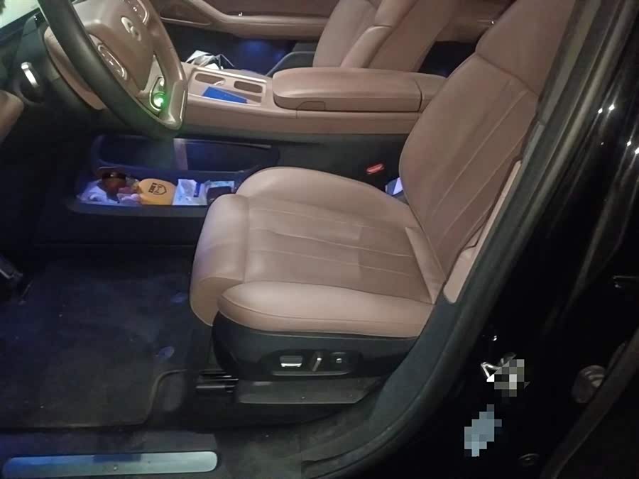 NIO ES8 2023 75kWh Executive - zdjęcie 11