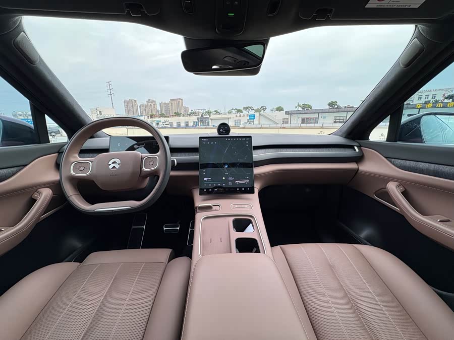 NIO ES8 2023 75kWh Executive - zdjęcie 14
