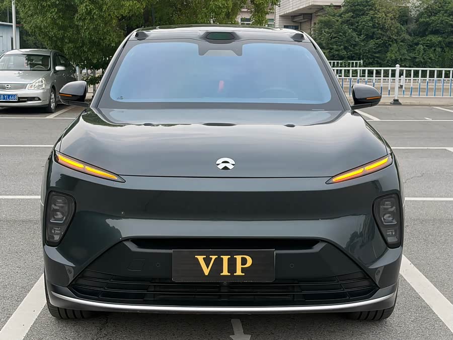 NIO ES8 2024 75kWh Executive Edition - zdjęcie 2