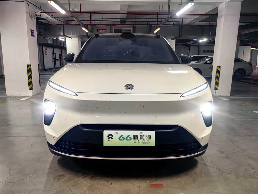 NIO ES8 2024 75kWh Executive Edition - zdjęcie 2
