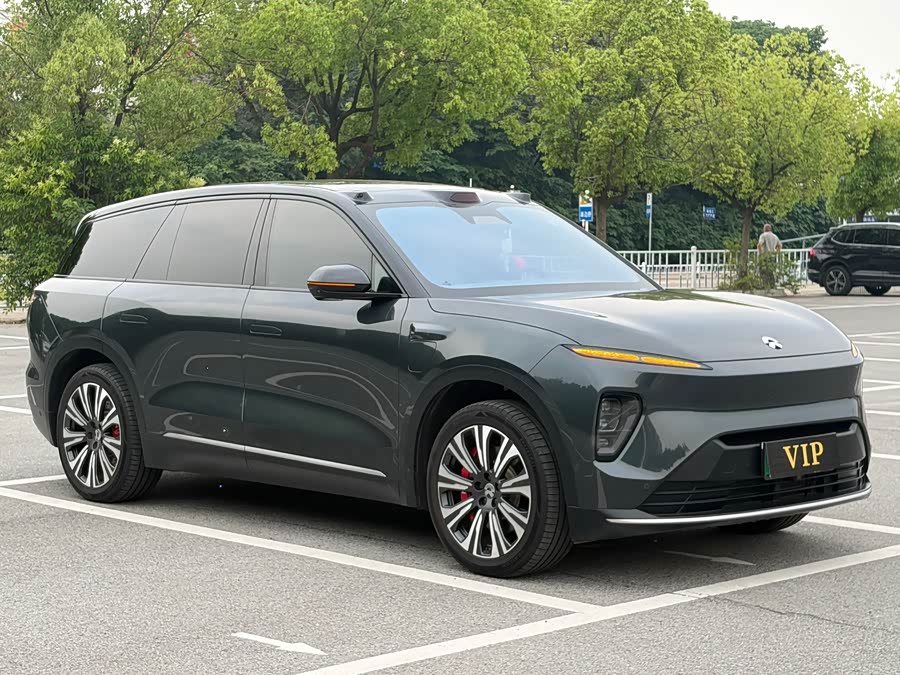NIO ES8 2024 75kWh Executive Edition - zdjęcie 3