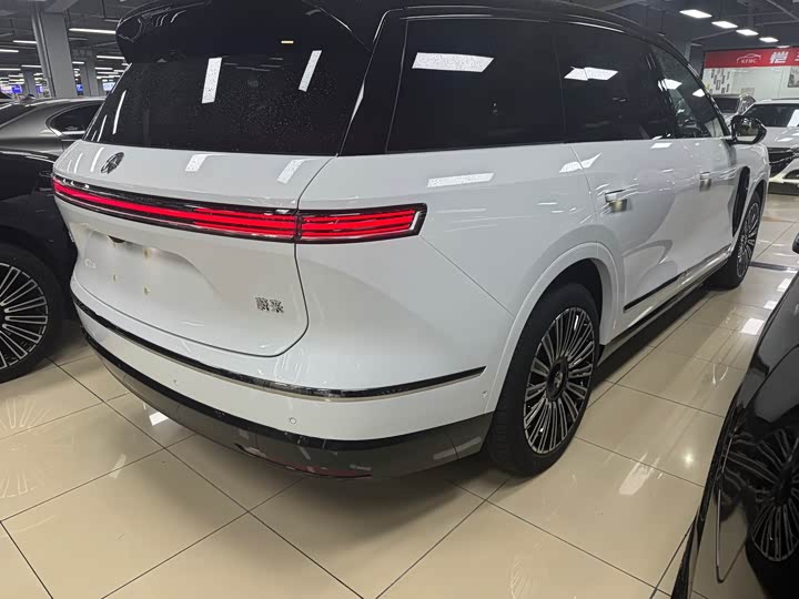 NIO ES8 2026 6-Seater Executive Luxury - zdjęcie 14
