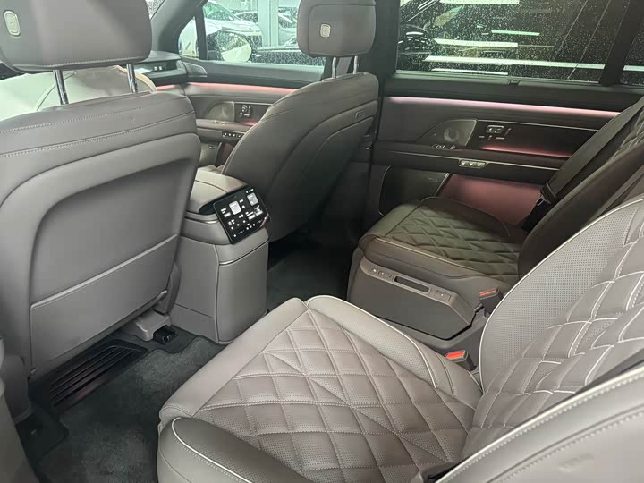 NIO ES8 2026 6-Seater Executive Luxury - zdjęcie 16