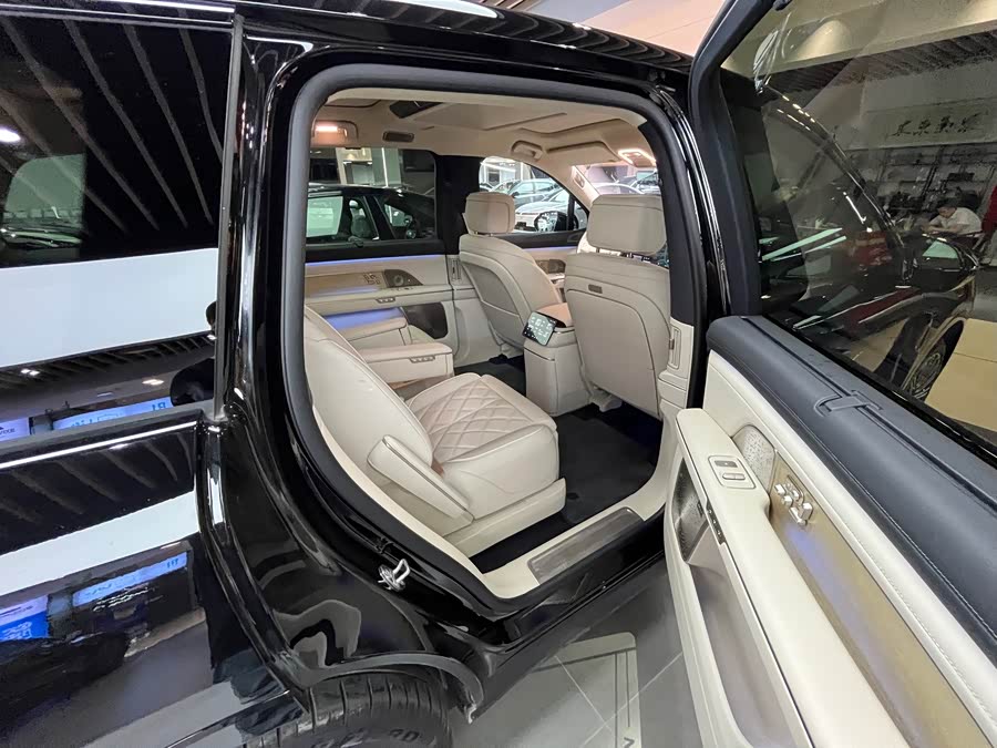 NIO ES8 2026 6-Seater Executive Luxury - zdjęcie 8