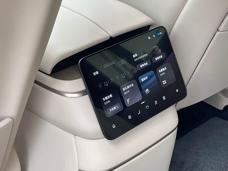 NIO ES8 2026 6-Seater Executive Luxury - zdjęcie 10