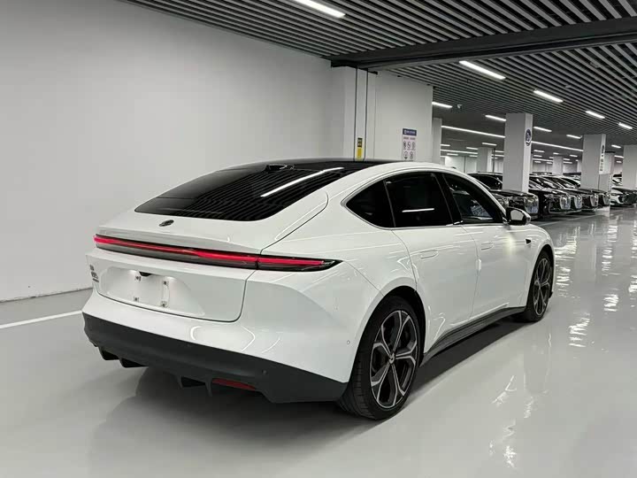 NIO ET5 2022 75kWh - zdjęcie 20