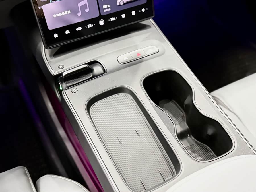 NIO ET5T 2023 75kWh Touring - zdjęcie 15