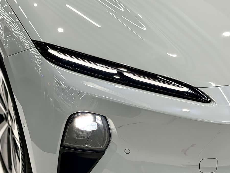 NIO ET5T 2023 75kWh Touring - zdjęcie 17