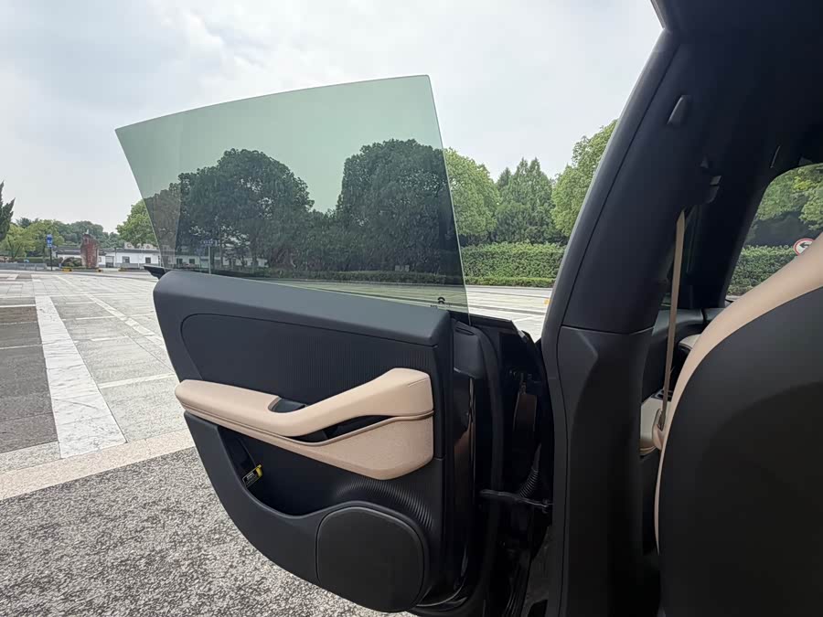 NIO ET5T 2024 75kWh Touring - zdjęcie 13