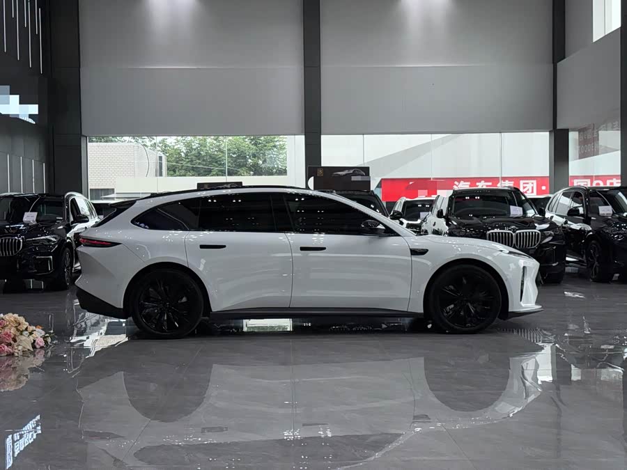 NIO ET5T 2024 75kWh Touring - zdjęcie 3