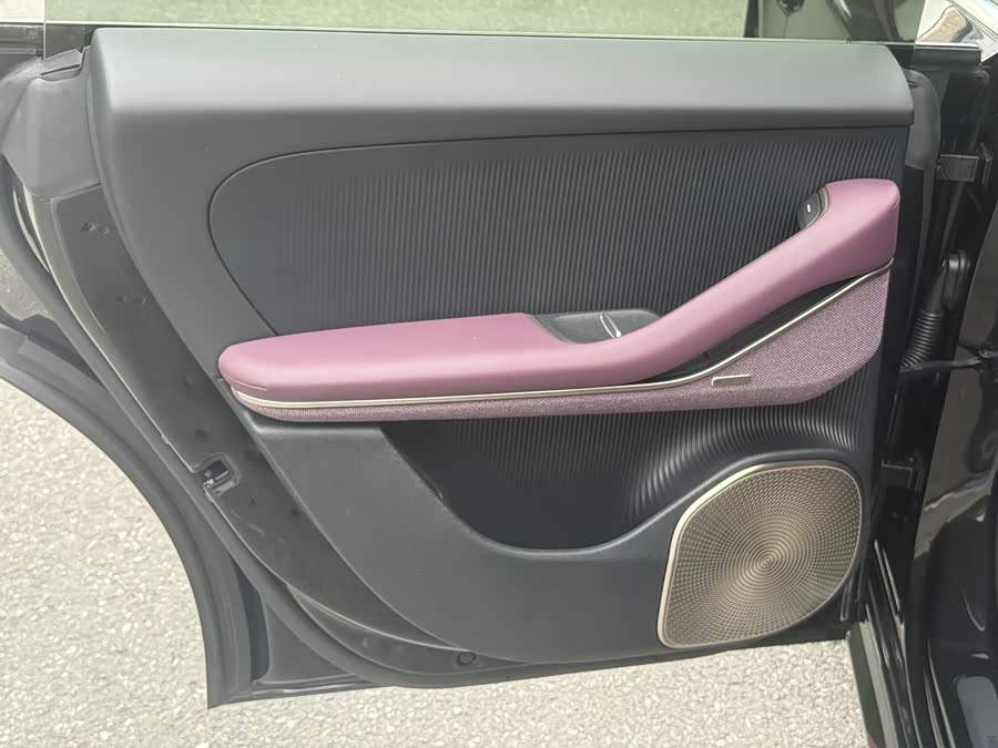 NIO ET5T 2025 75kWh Touring - zdjęcie 15