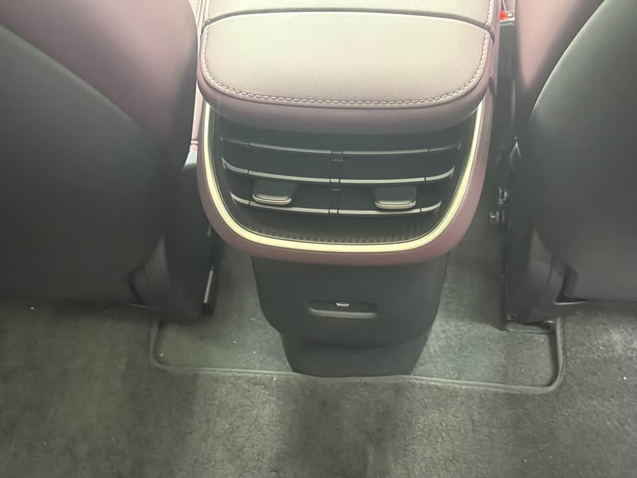 NIO ET5T 2025 75kWh Touring - zdjęcie 19
