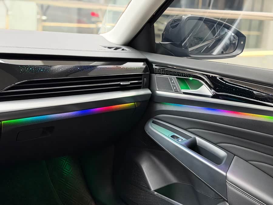 Passat 2023 330TSI Starry Luxury - zdjęcie 14