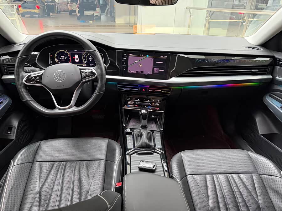 Passat 2023 330TSI Starry Luxury - zdjęcie 10