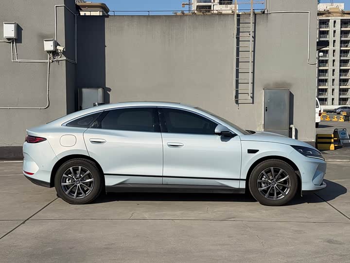 Qin L 2025 EV 545KM Super - zdjęcie 17