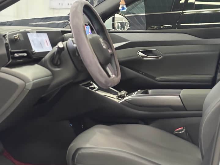 Qin L 2025 EV 545KM Super - zdjęcie 17