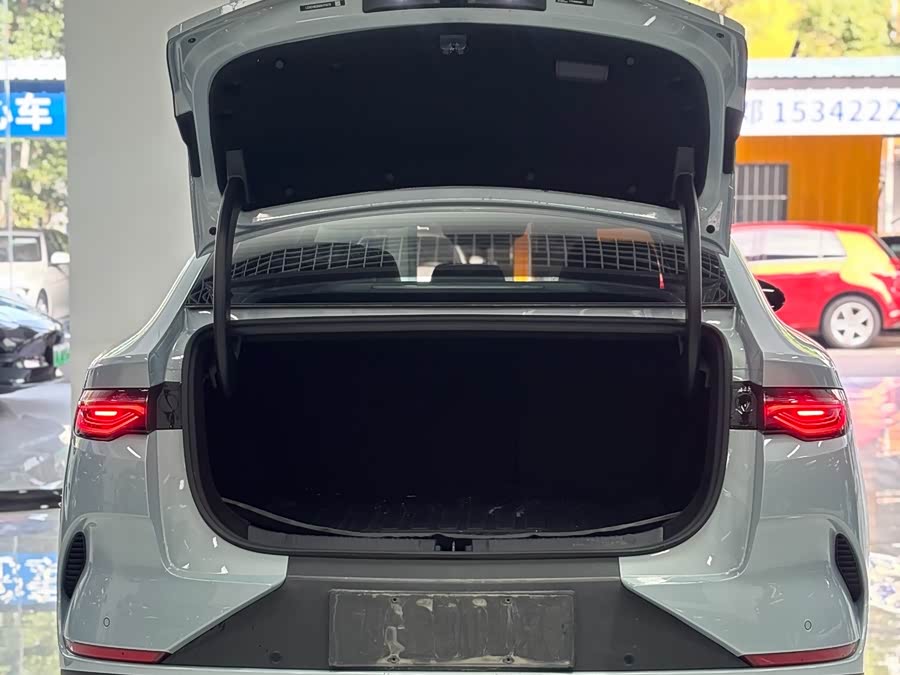 Qin L 2025 EV 545KM Super - zdjęcie 10