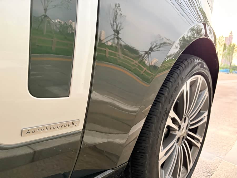 Range Rover 2023 3.0 L6 400PS Exemplary Long Version - zdjęcie 7