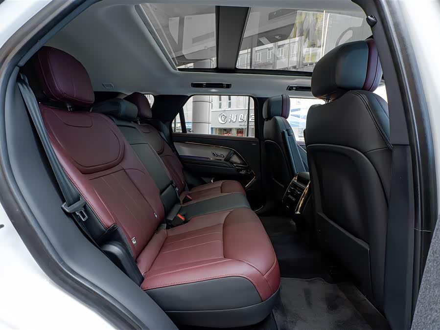 Range Rover Sport 2024 400PS Dynamic SE - zdjęcie 12