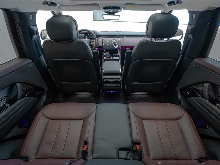 Range Rover Sport 2024 400PS Dynamic SE - zdjęcie 19