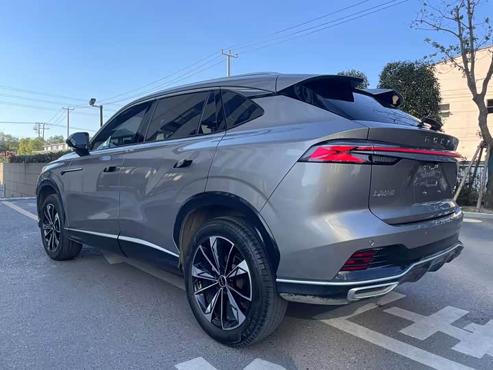 Roewe RX5 2023 1.5T Super Elite - zdjęcie 16