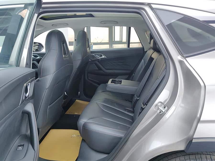 Roewe RX5 New Energy 2023 eRX5 Super Hybrid Superior - zdjęcie 11