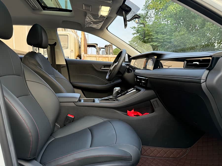 Roewe i5 2026 1.5L CVT Luxury - zdjęcie 12