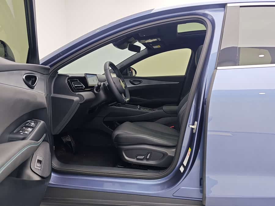 Seal 06 2025 DM-i Smart Driving 120KM Premium - zdjęcie 9