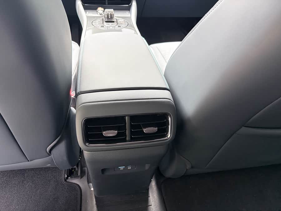 Seal 06GT 2025 Smart Drive 605 Heat Wave - zdjęcie 13