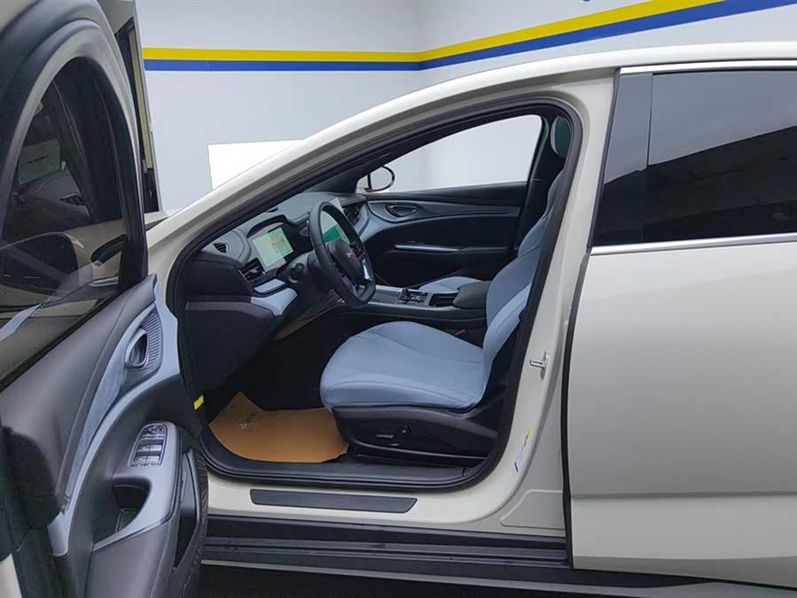 Seal 2023 DM-i 1.5L 121km Luxury - zdjęcie 9