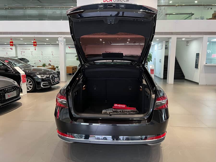 Skoda Superb 2023 TSI280 DSG Luxury - zdjęcie 18