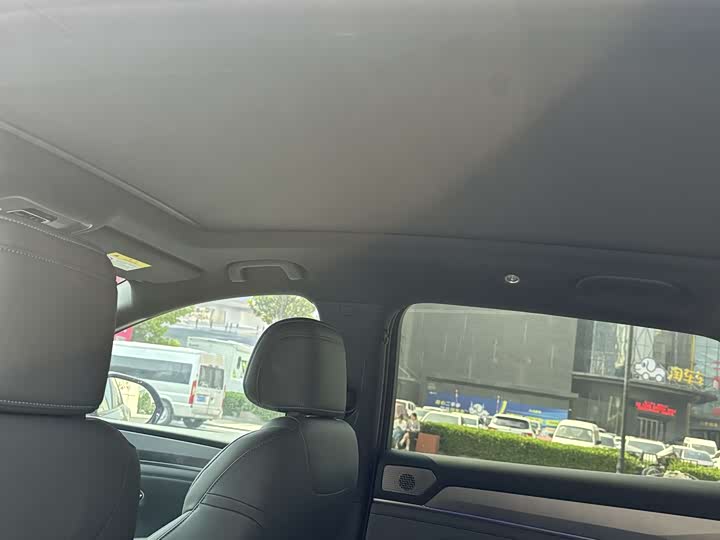 Song L DM-i 2025 Smart Driving 160km Beyond - zdjęcie 18