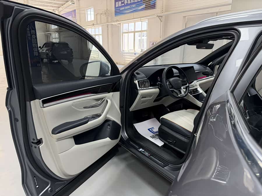 Song PLUS New Energy 2023 Champion Edition DM-i 110KM Flagship PLUS - zdjęcie 13