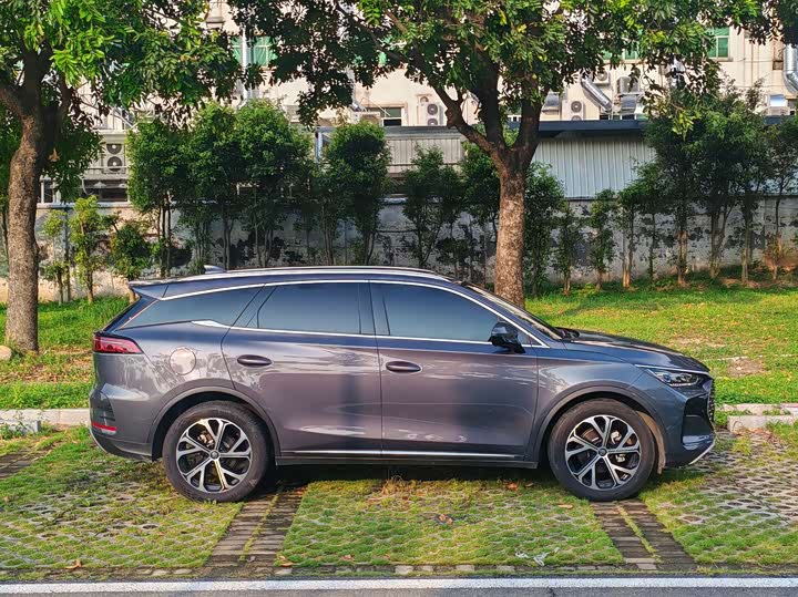 Tang 2025 DM-i 115KM Honor - zdjęcie 20