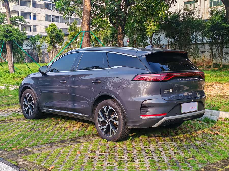 Tang 2025 DM-i 115KM Honor - zdjęcie 7