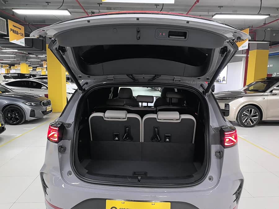 Tang New Energy 2025 Intelligent Driving DM-i 175KM Premium - zdjęcie 19