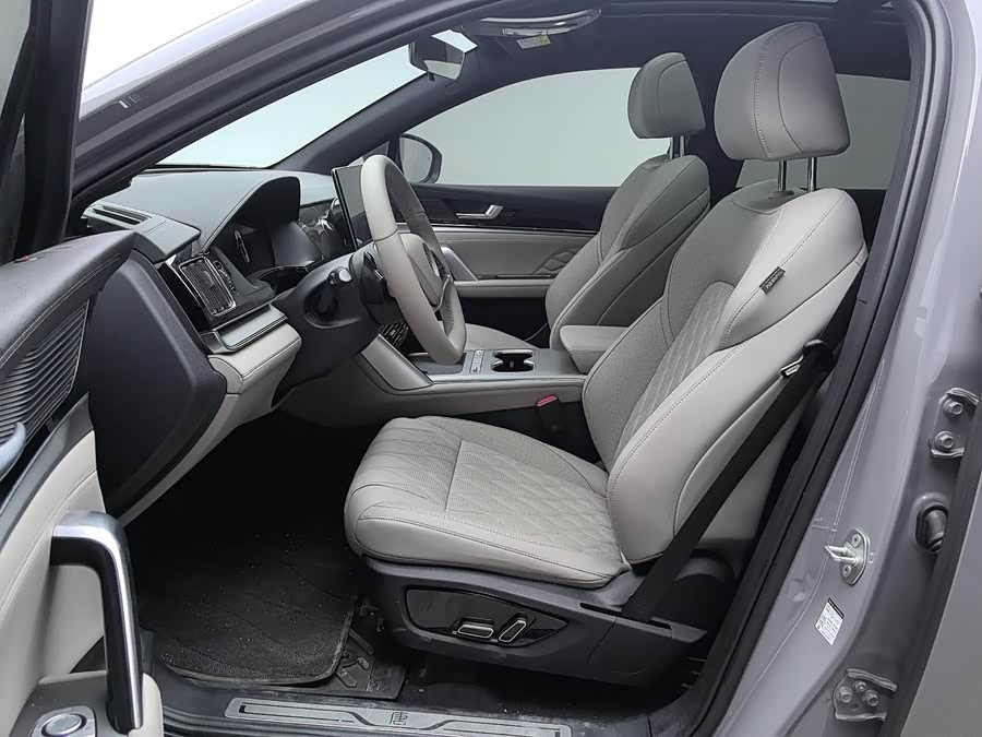 Tang New Energy 2025 Intelligent Driving DM-i 175KM Premium - zdjęcie 9