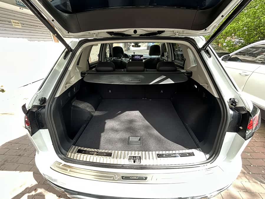 Tayron 2023 330TSI 2WD Luxury Plus Advanced - zdjęcie 20