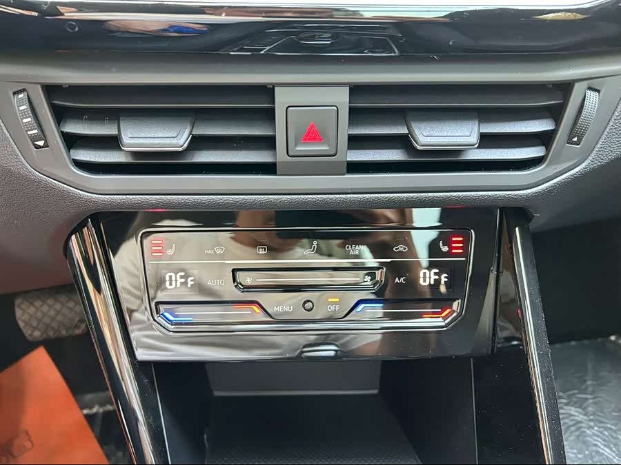 Tayron 2023 330TSI 2WD Luxury Plus Advanced - zdjęcie 8
