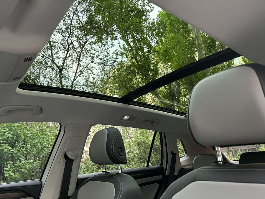 Tayron 2023 330TSI 2WD Luxury Plus Advanced - zdjęcie 9