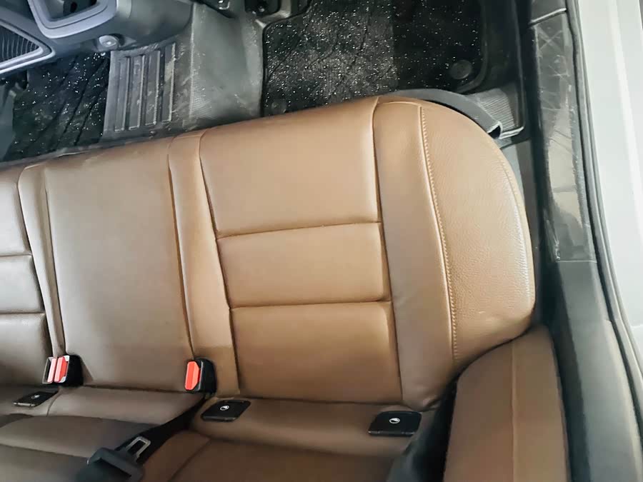 Volvo S60 2025 B4 Intelligent Luxury - zdjęcie 11