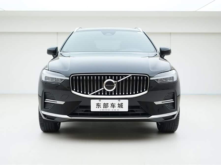 Volvo XC60 2024 B5 4WD Intelligent Luxury - zdjęcie 2