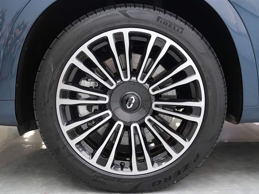 Wenjie M7 2024 1.5T Smart Drive 4WD Ultra 5-Seater - zdjęcie 5
