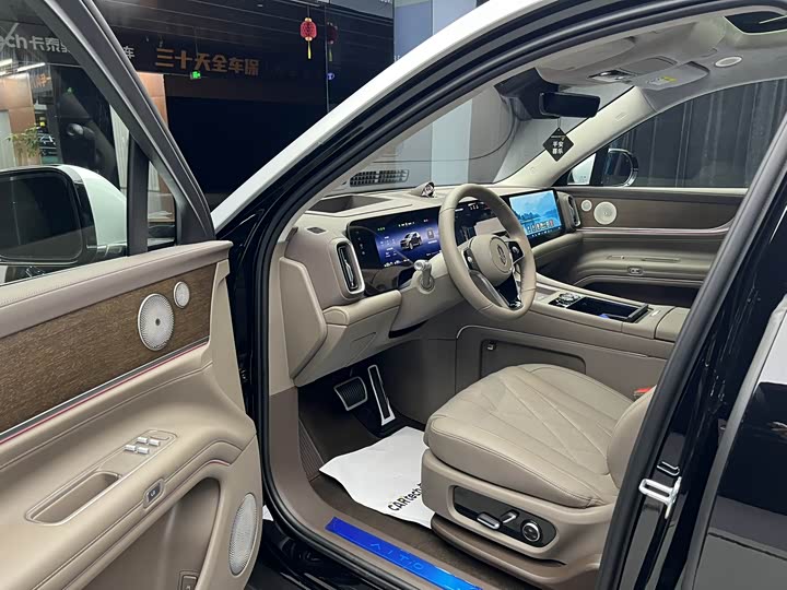 Wenjie M9 2024 Range Extender Ultra 52kWh 6-Seater - zdjęcie 20