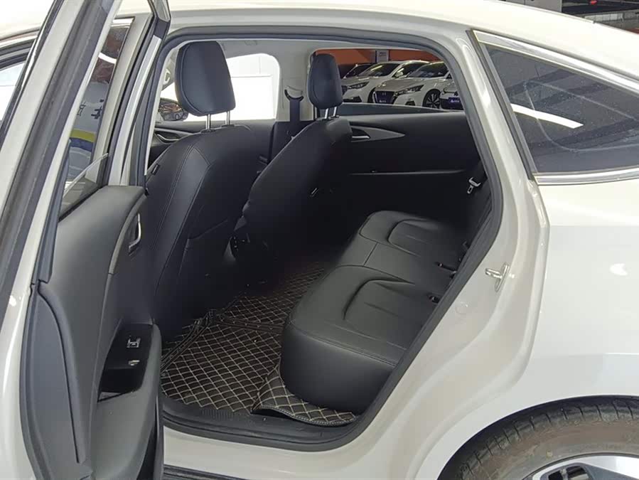 Wuling Xingguang 2023 150 Advanced Edition - zdjęcie 11