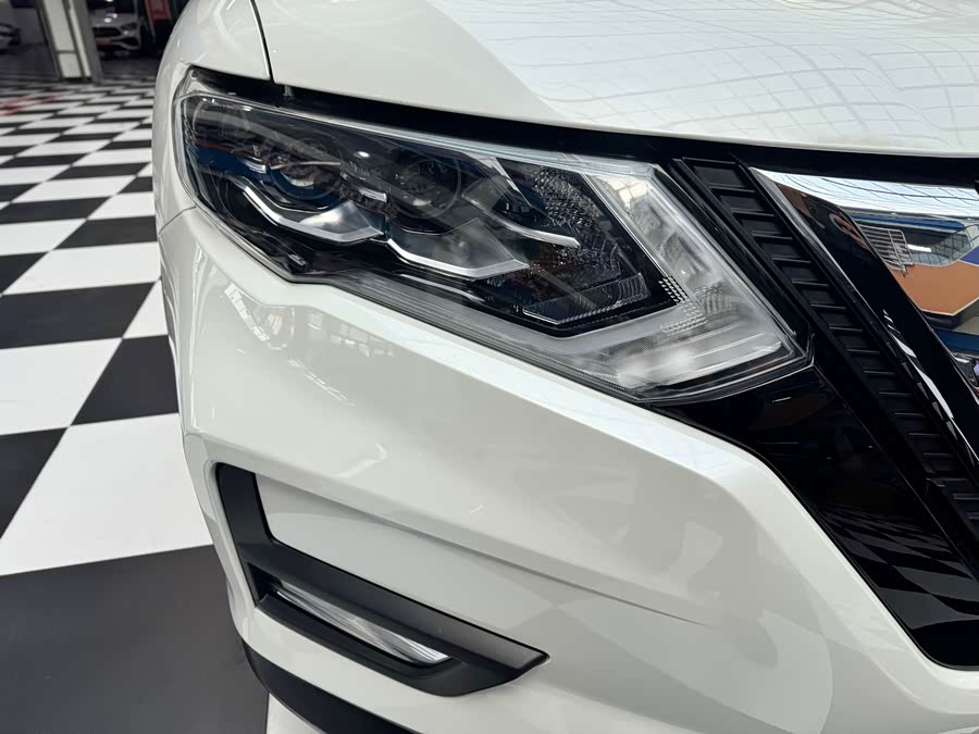 X-Trail 2022 2.0L 2WD Intelligent Luxury - zdjęcie 3