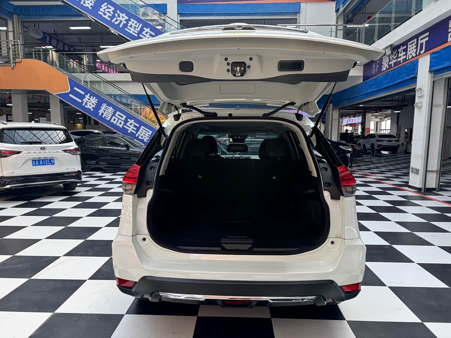 X-Trail 2022 2.0L 2WD Intelligent Luxury - zdjęcie 8